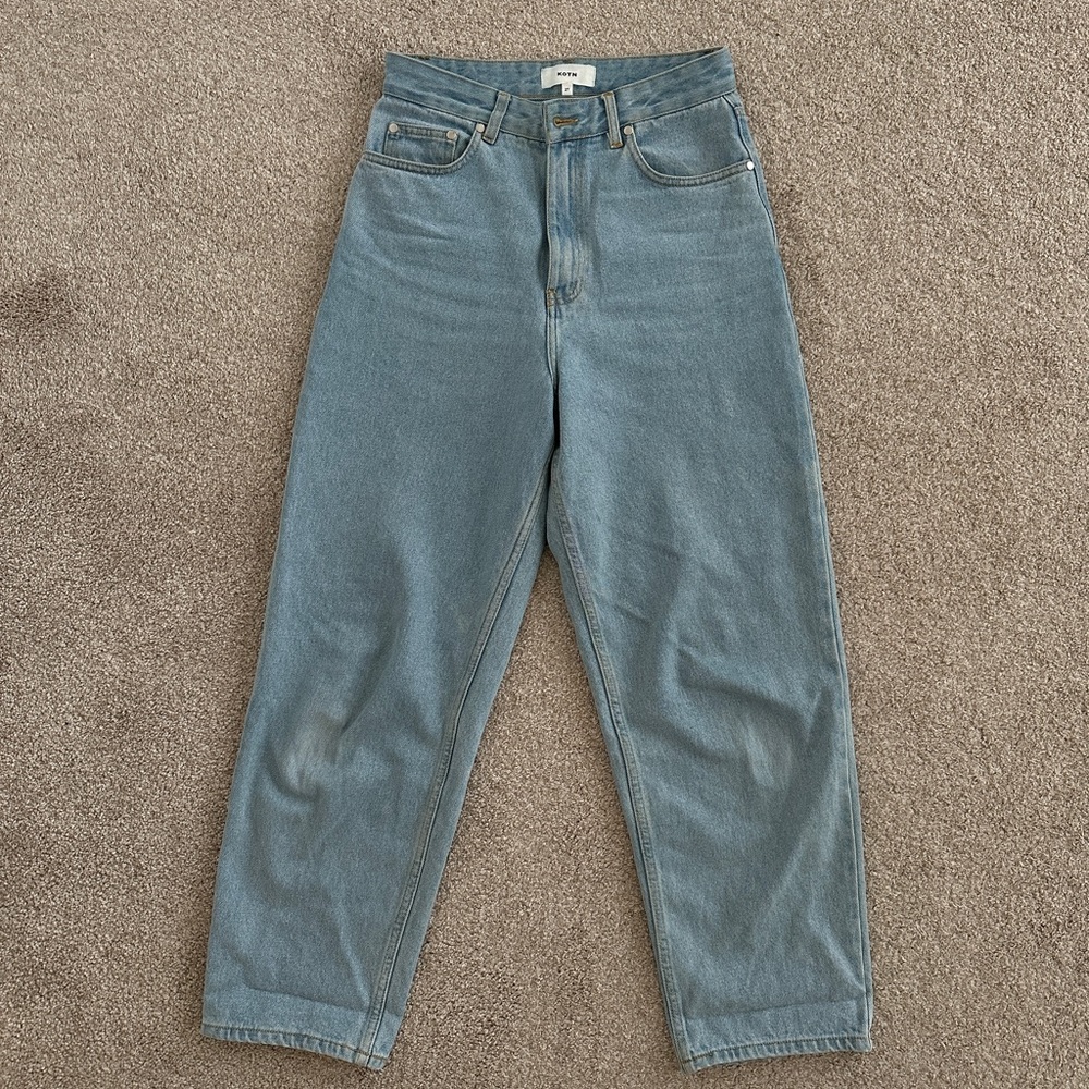 Kotn Anti-fit Denim Lightwash